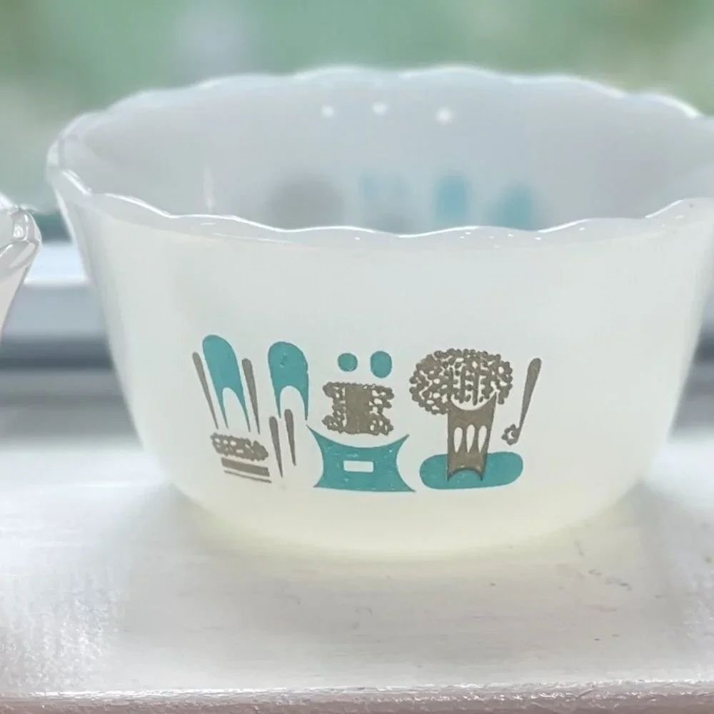 Vintage MCM Blue Heaven Milk Glass Custard Cups Mod Atomic Age 6 oz. (Set of 4)